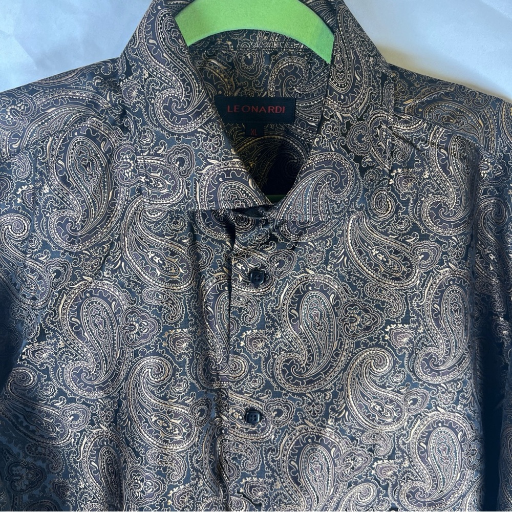 Leonardi Men's Paisley Button Down Shirt - Black and Gold